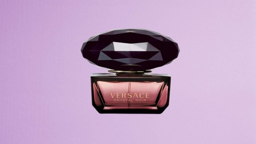 Crystal Noir Versace Perfume
