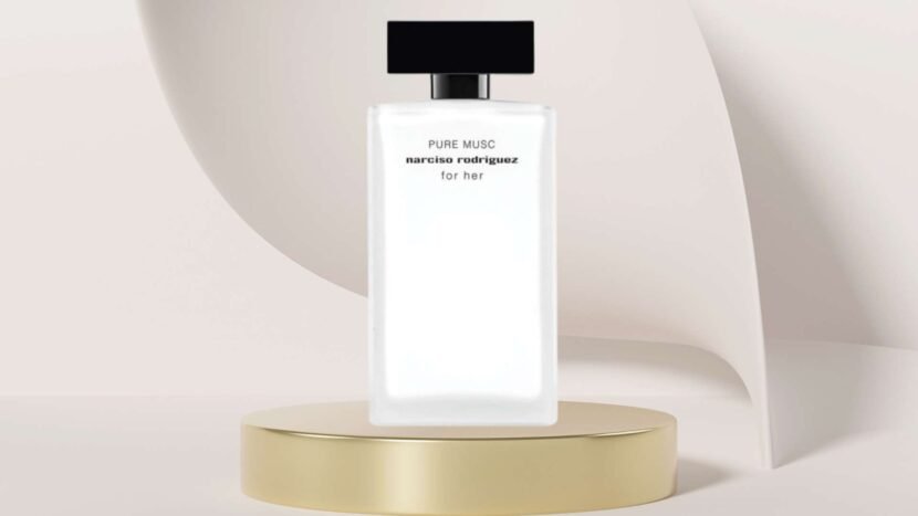 عطر مسك نقي لها من نارسيسو رودريغيز عطر مسك نقي لها من نارسيسو رودريغيز