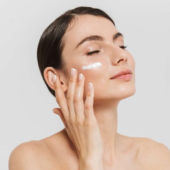 The Ultimate Guide to Face Care: Choosing the Right Face Wash for Your Skin