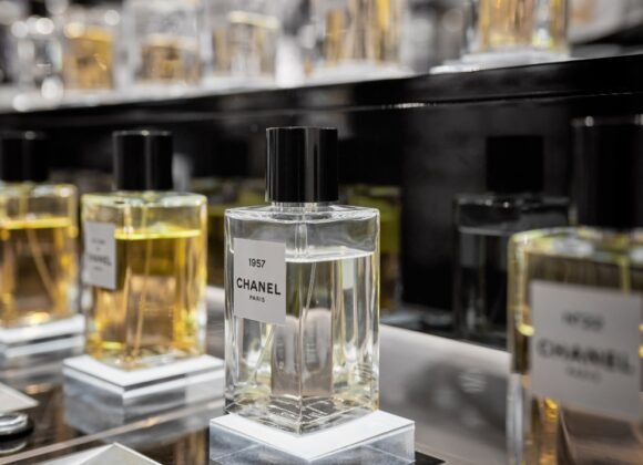 How To Enhance Perfume Longevity with Fixatives
