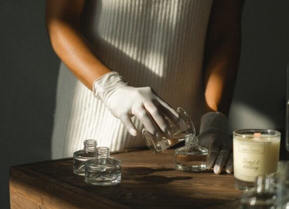 How to Create Therapeutic Oil Blends at Home