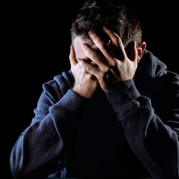 Top Essential Oils For Grief & Emotional Healing